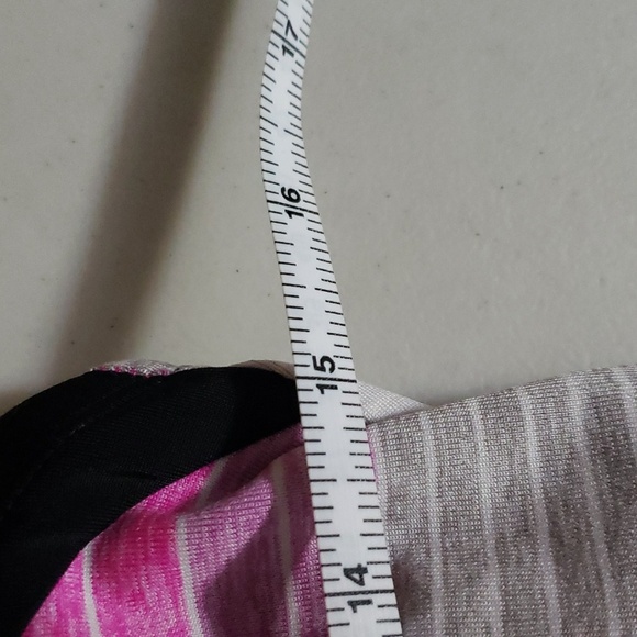 Nike Dri-Fit Racerback Tank Top Large Pink, White and Gray - Picture 5 of 5